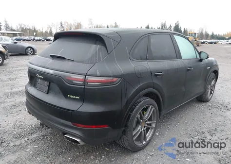 2019 Porsche Cayenne E-Hybrid z USA, uszkodzony, nr VIN WP1AE2AY8KDA50449